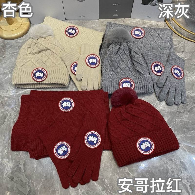 Canada Goose Scarf Hat Gloves hm04